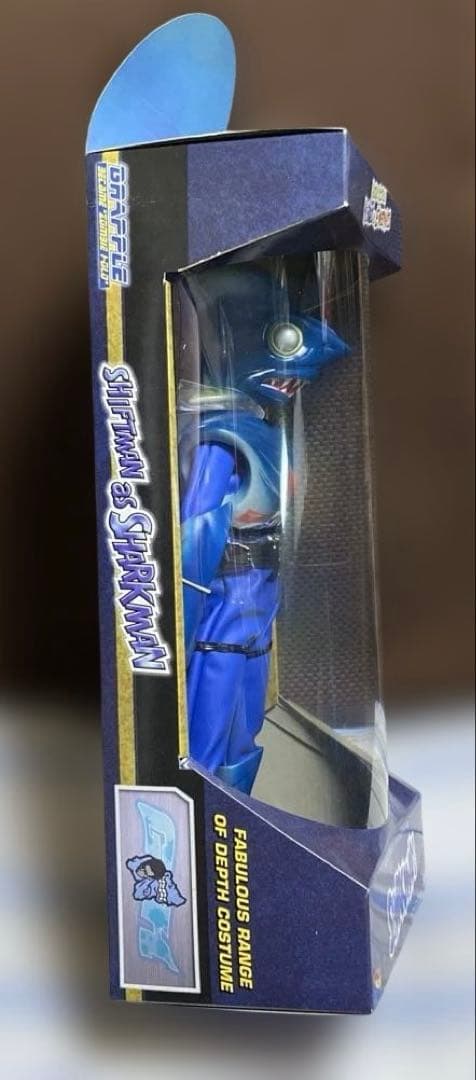 新品未開封美品　メディコムトイ シャークマン　レトロアクションヒーローズ