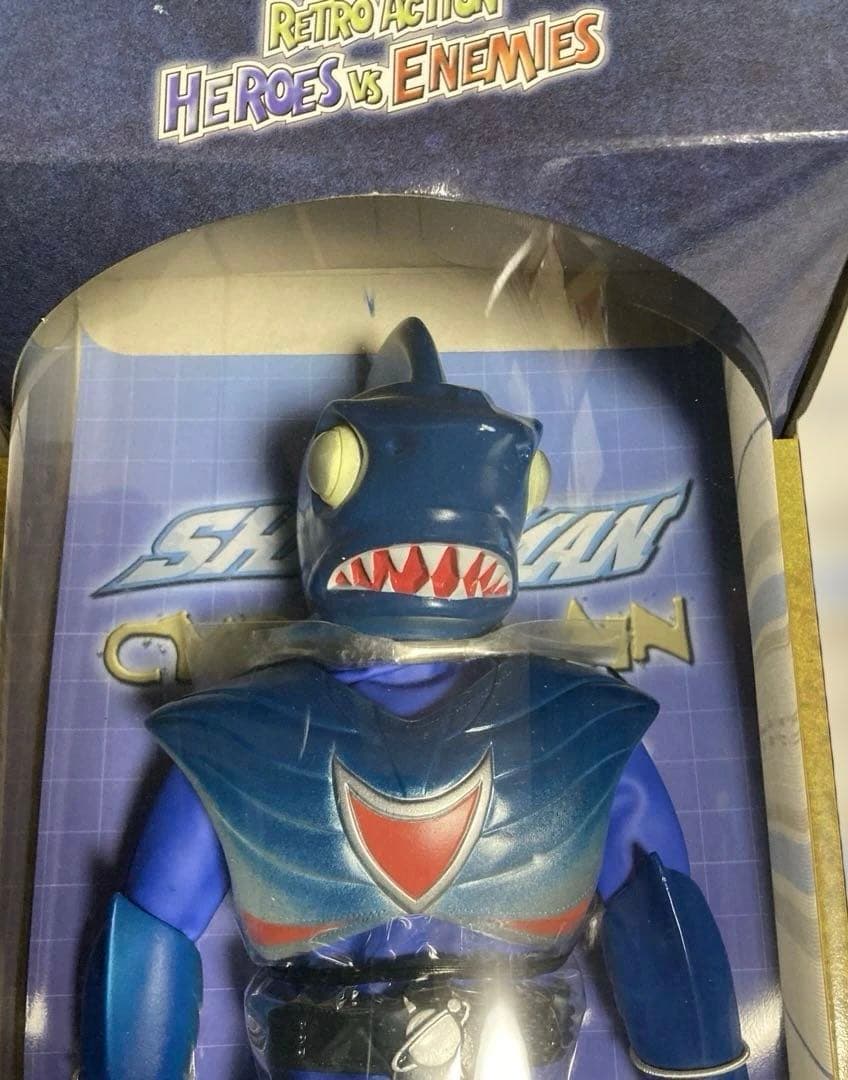 新品未開封美品　メディコムトイ シャークマン　レトロアクションヒーローズ