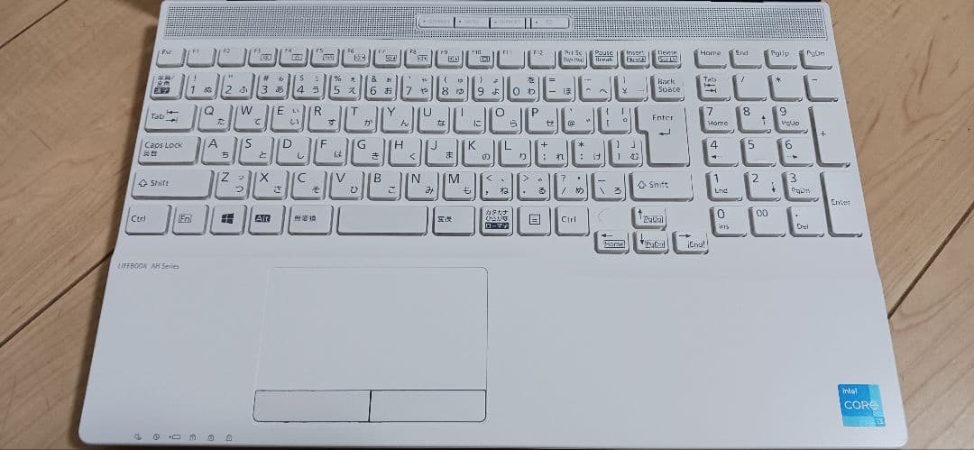 注)メモリ、SSDなし！ 富士通 LIFEBOOK ホワイト ノートPC