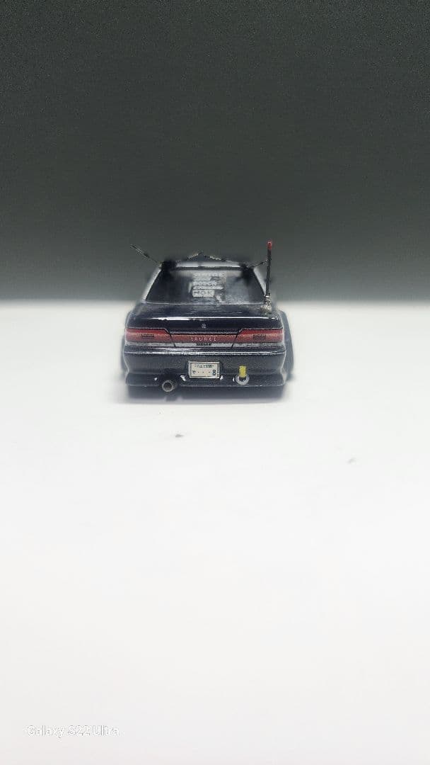 ホットウィール　日産ローレル改造～！ローダウン～！BBS深リム～！