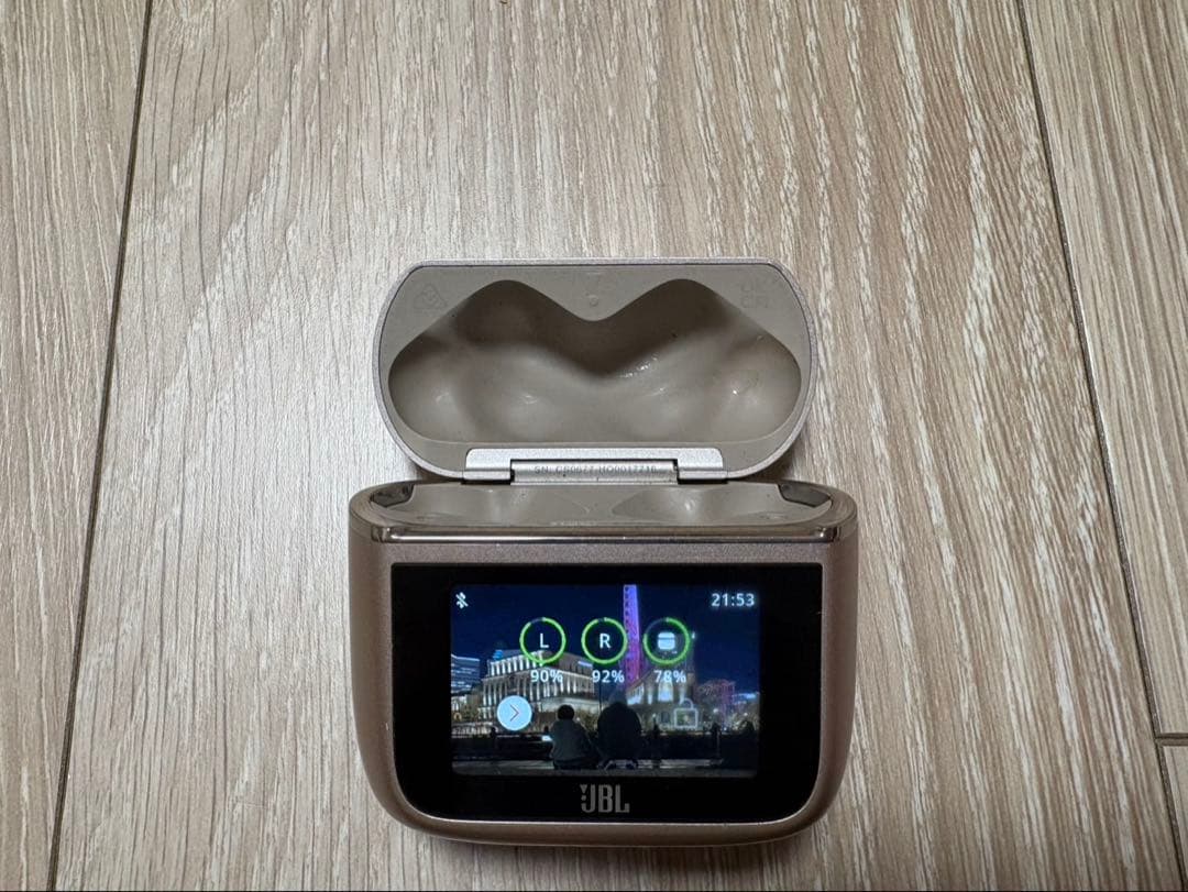 JBL tour pro 3ワイヤレスイヤホン