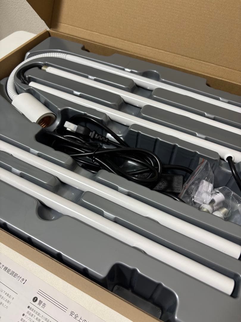 【早い者勝ち】ＢＡＲＲＥＬ フレキシブルアームスタンド ホワイト ソケット 育成