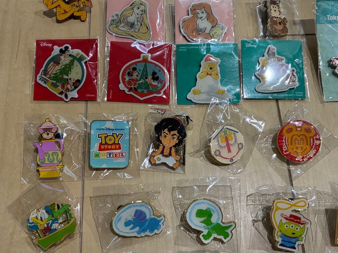 Disney ビンバッジ　スティッチ　ズートピア　ミッキー　アラジン　まとめ売り