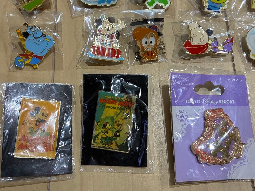 Disney ビンバッジ　スティッチ　ズートピア　ミッキー　アラジン　まとめ売り