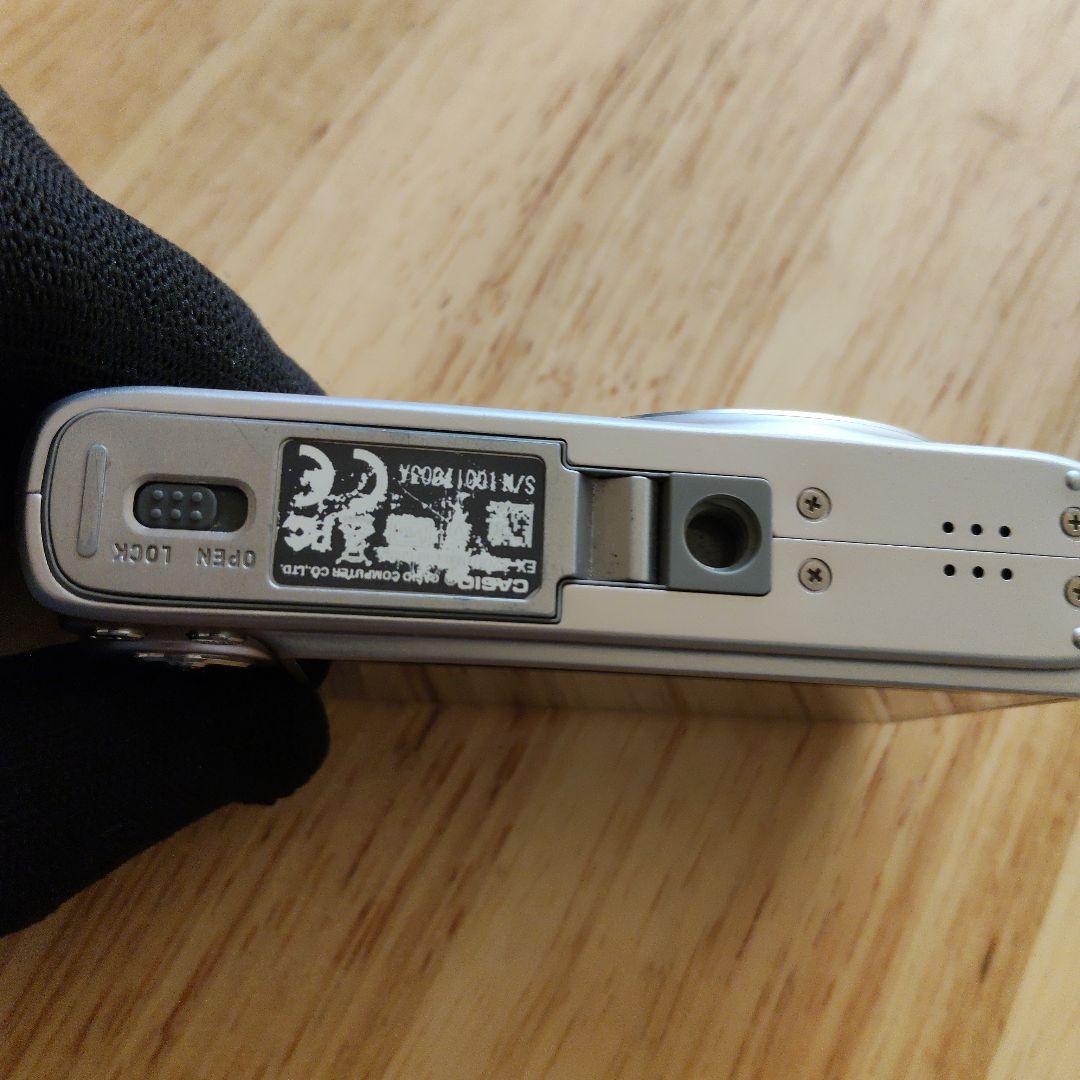 CASIO EXILIM EX-Z200デジタルカメラ シルバー