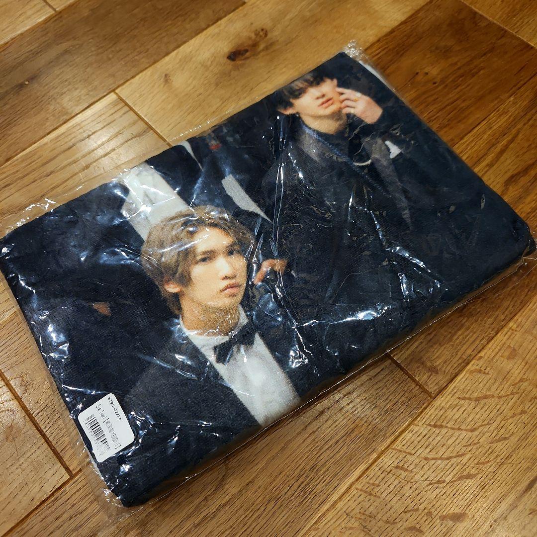 新品✨WATWING ☓ buddiis バスタオル1枚 & タオル1枚