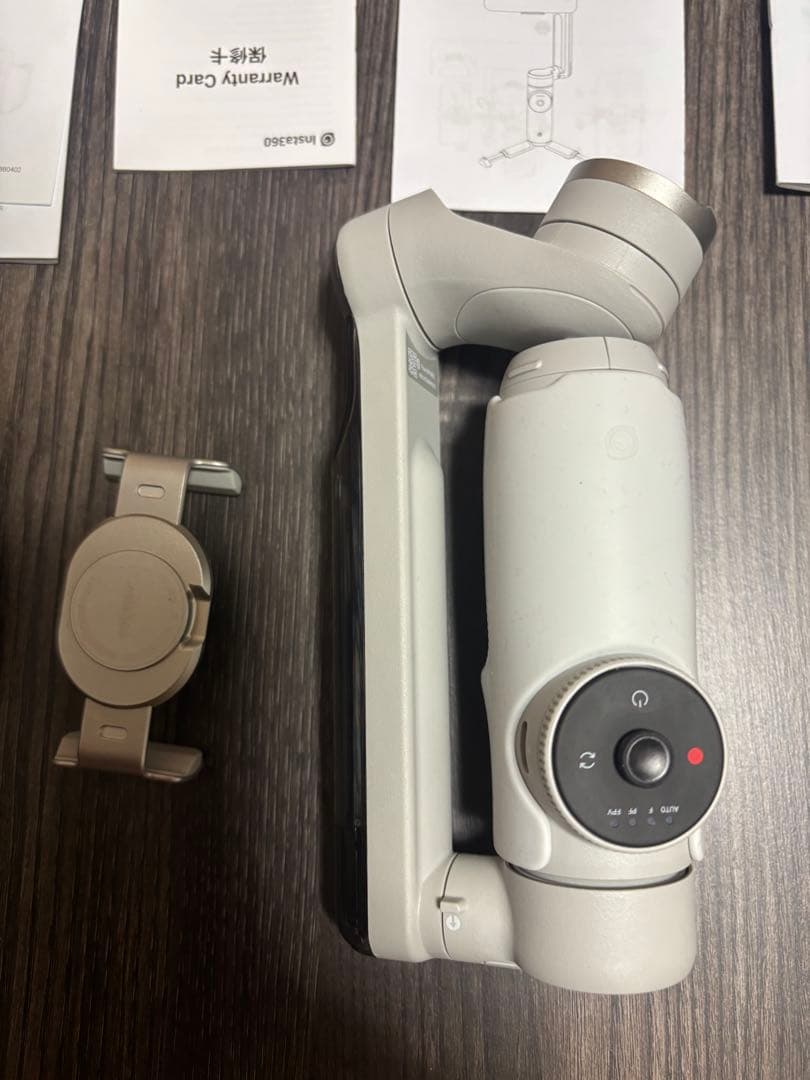 Insta360 Flow ジンバルスタビライザー