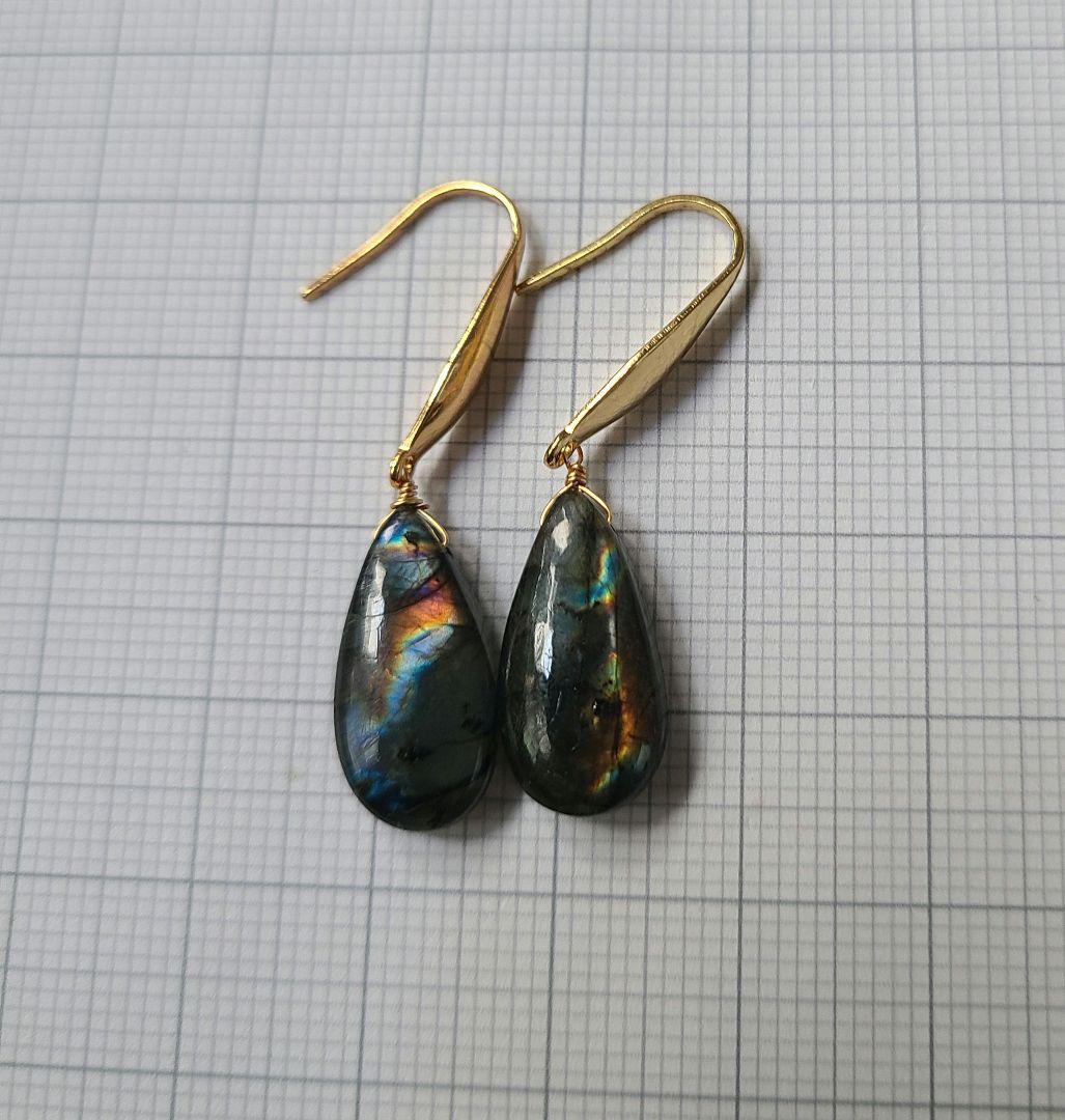 【レオン】【0610-③】ピアス ラブラドライト※レアシラー