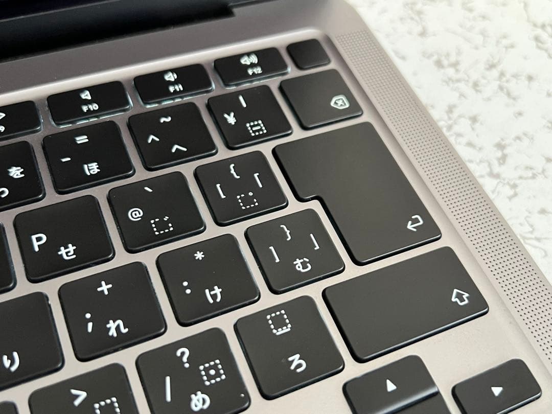 2020 M1チップ搭載Apple MacBook Air 13インチ