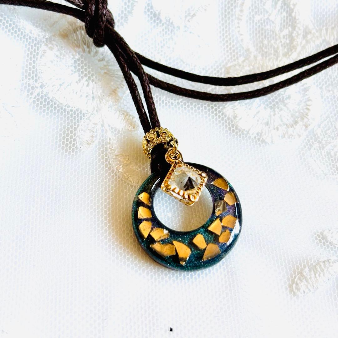 No.2072★ハンドメイド★ニュアンス☆キラキラ☆レジンネックレス