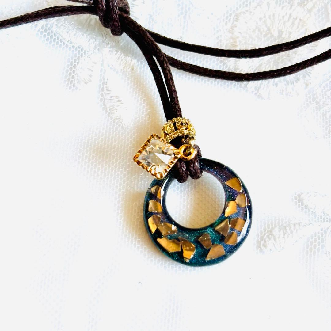 No.2072★ハンドメイド★ニュアンス☆キラキラ☆レジンネックレス