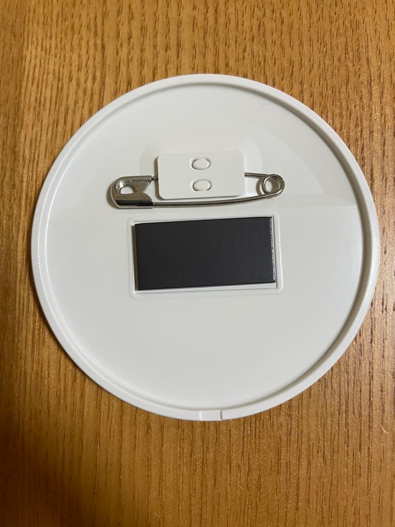 【夏樹みくる】アイカツ アニON マグネット付きバッジ