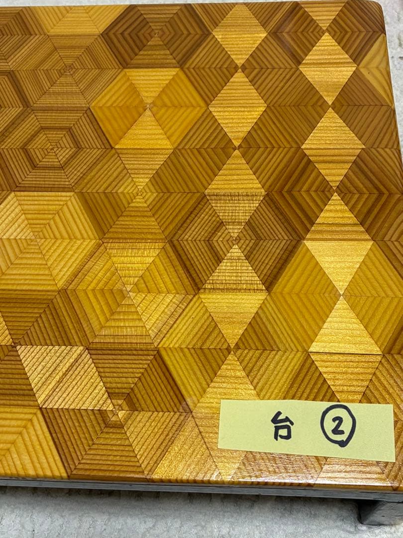 木製台② 補強金具つき　ハンドメイド　寄木細工