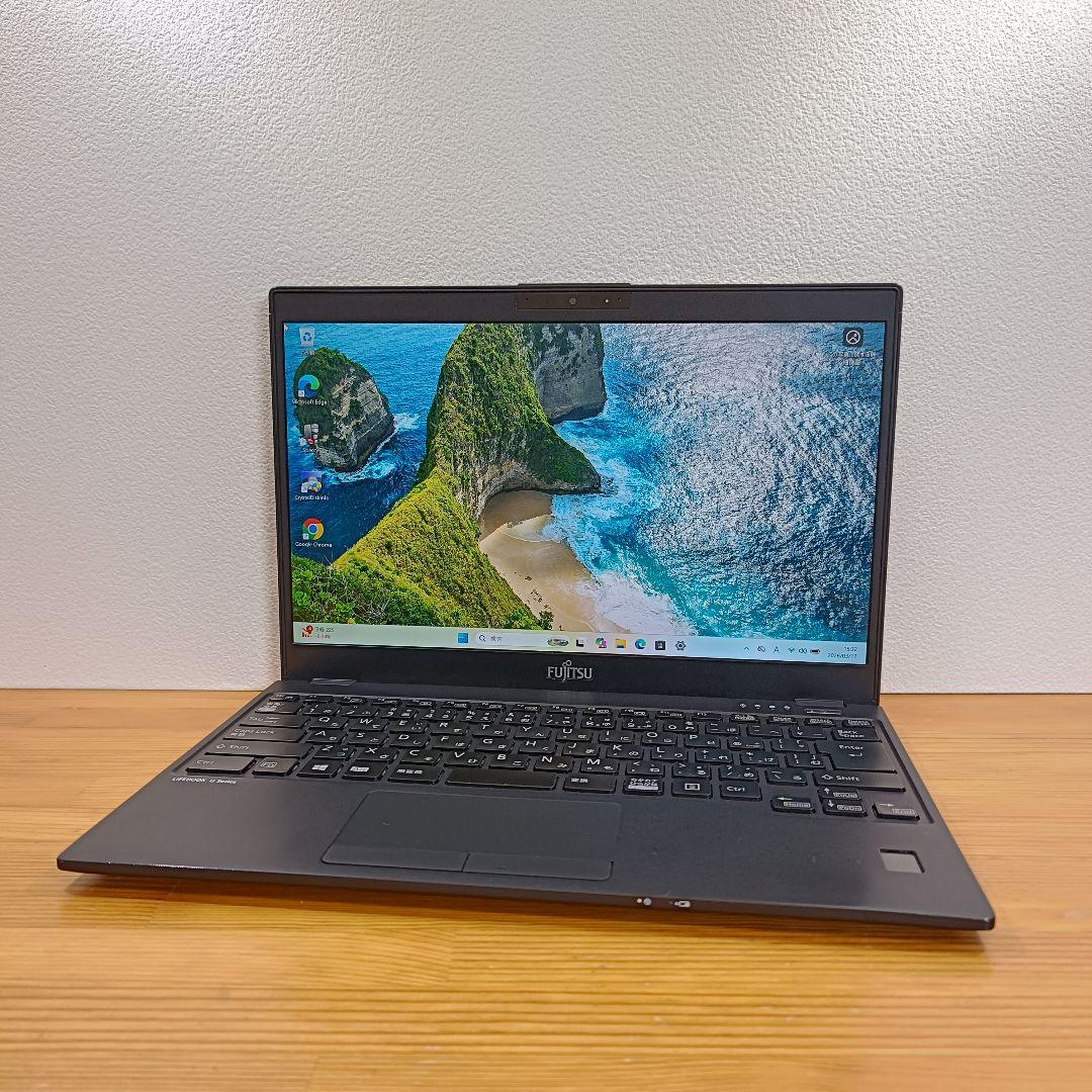 【美品】富士通 U9310 10世代 i7 SSD256GB メモリ16GB 黒
