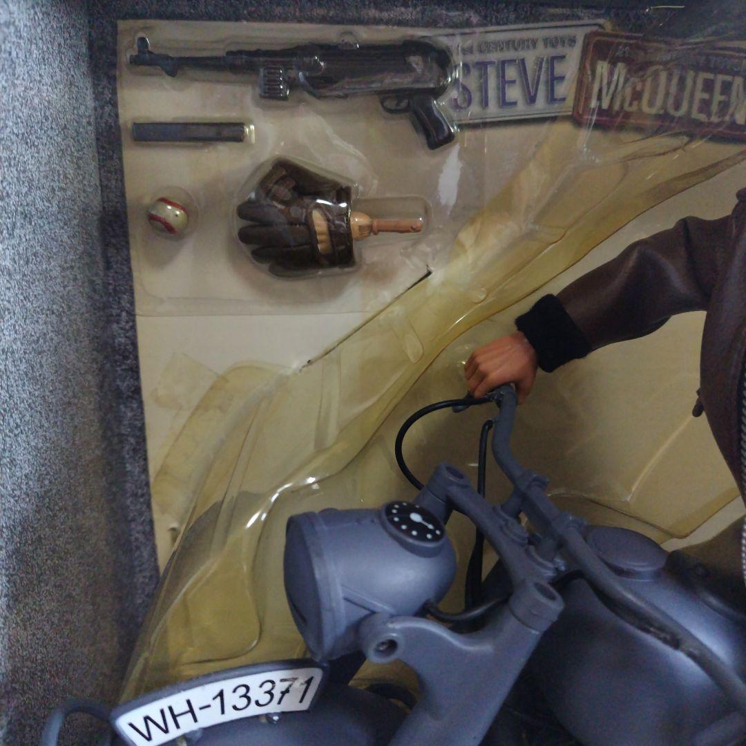 3月17日まで出品スティーブ・マックイーン 1:6 フィギュア バイク付き