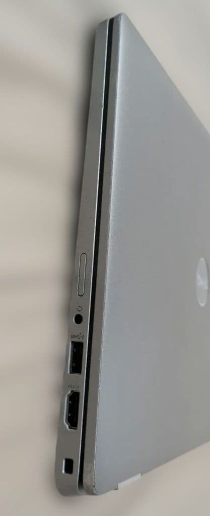 Dell 5330 12世代 i7 32GBメモリ256GB容量