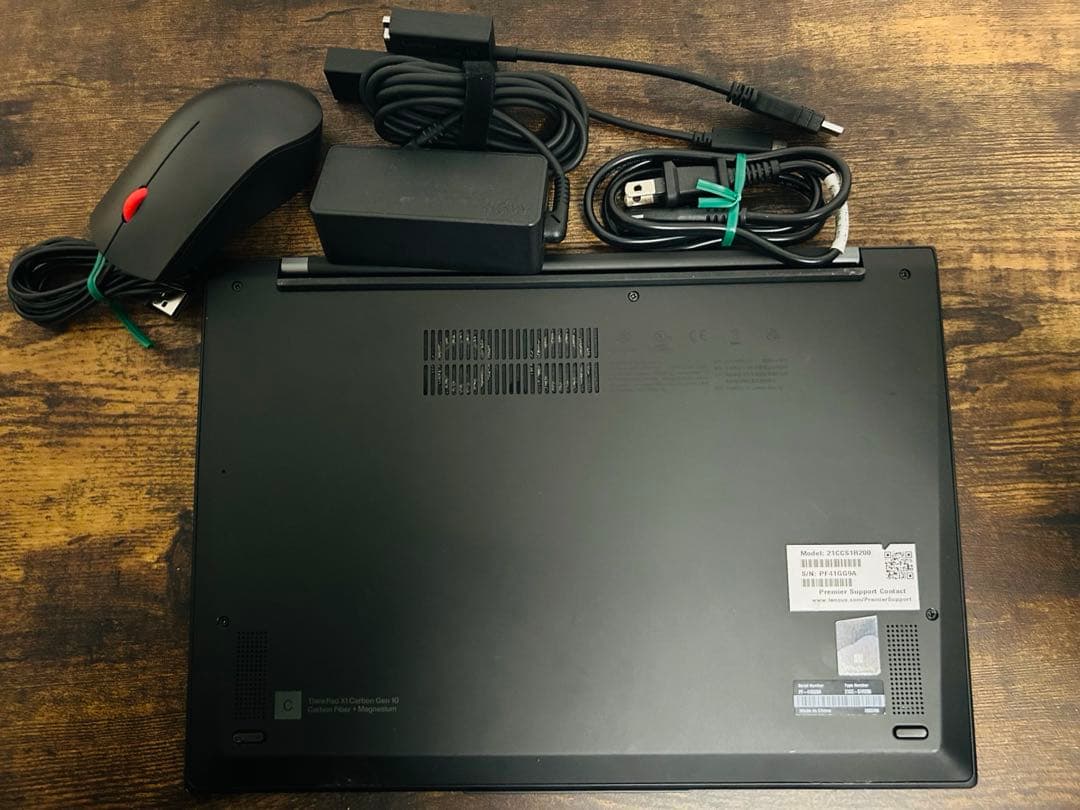美品 ThinkPad X1 Carbon Gen10 i5 16GB オフィス