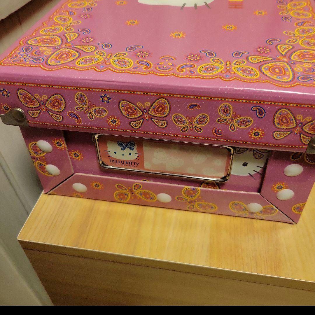 本日のみ価格　KITTYちゃん　ボックス