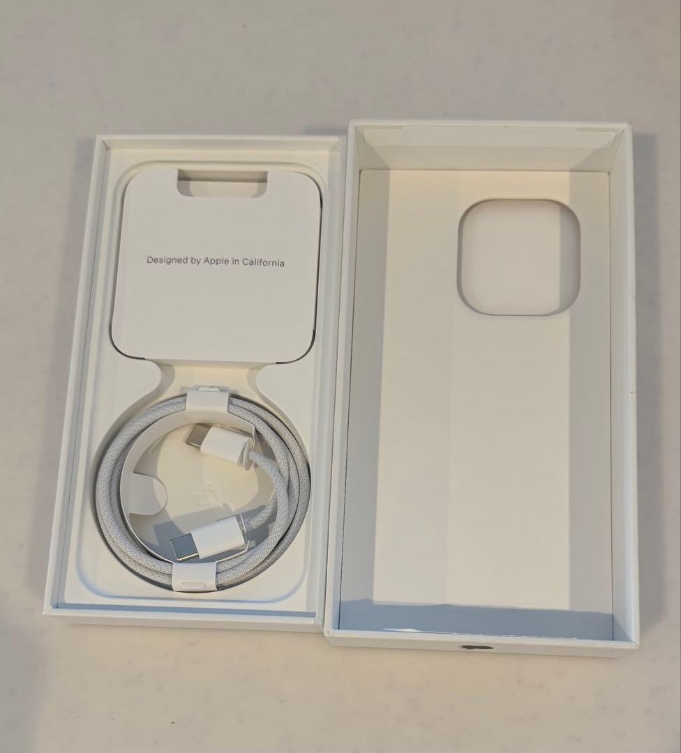 【海外版】 Apple iPhone 15 Pro 本体 128GB