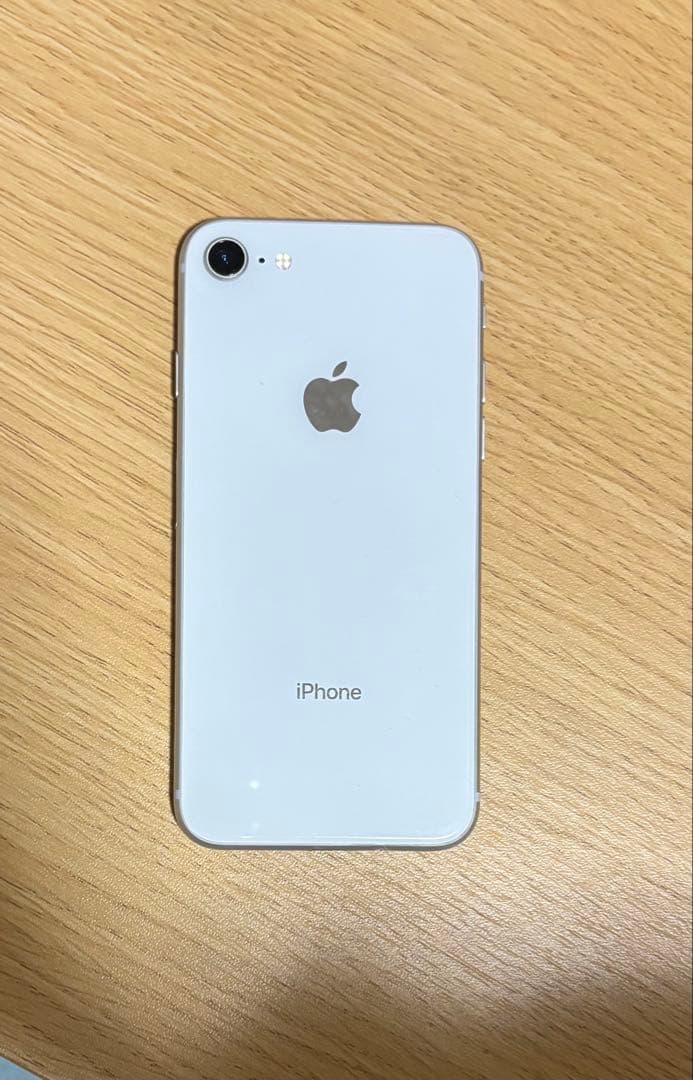 iPhone8 本体 SIMロック解除済み 初期化済み 動作確認済み 傷あり