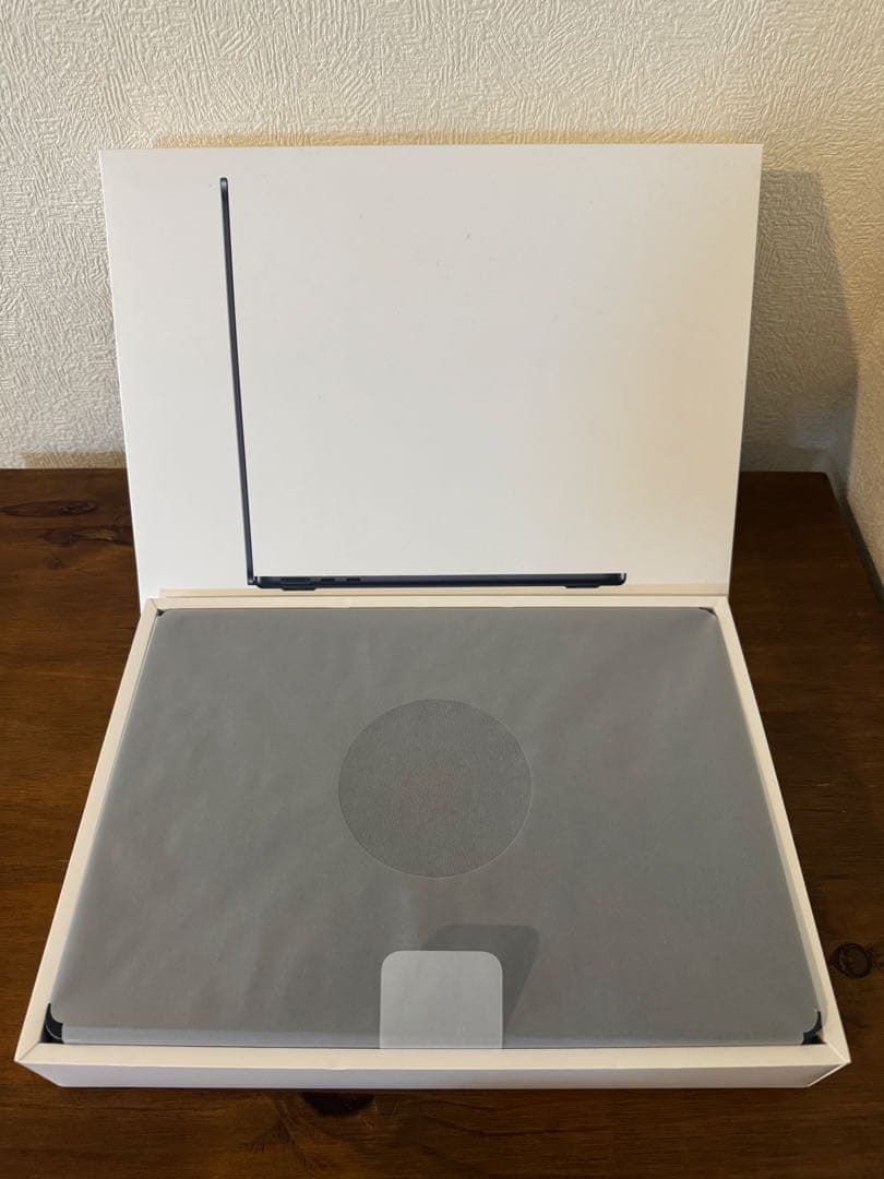 MacBook本体 MacBook Air 2022 M2 8GB/256GB