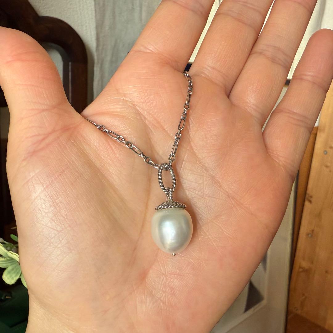 専用　特注品　純銀白蝶南洋パールペンダント　どんぐり