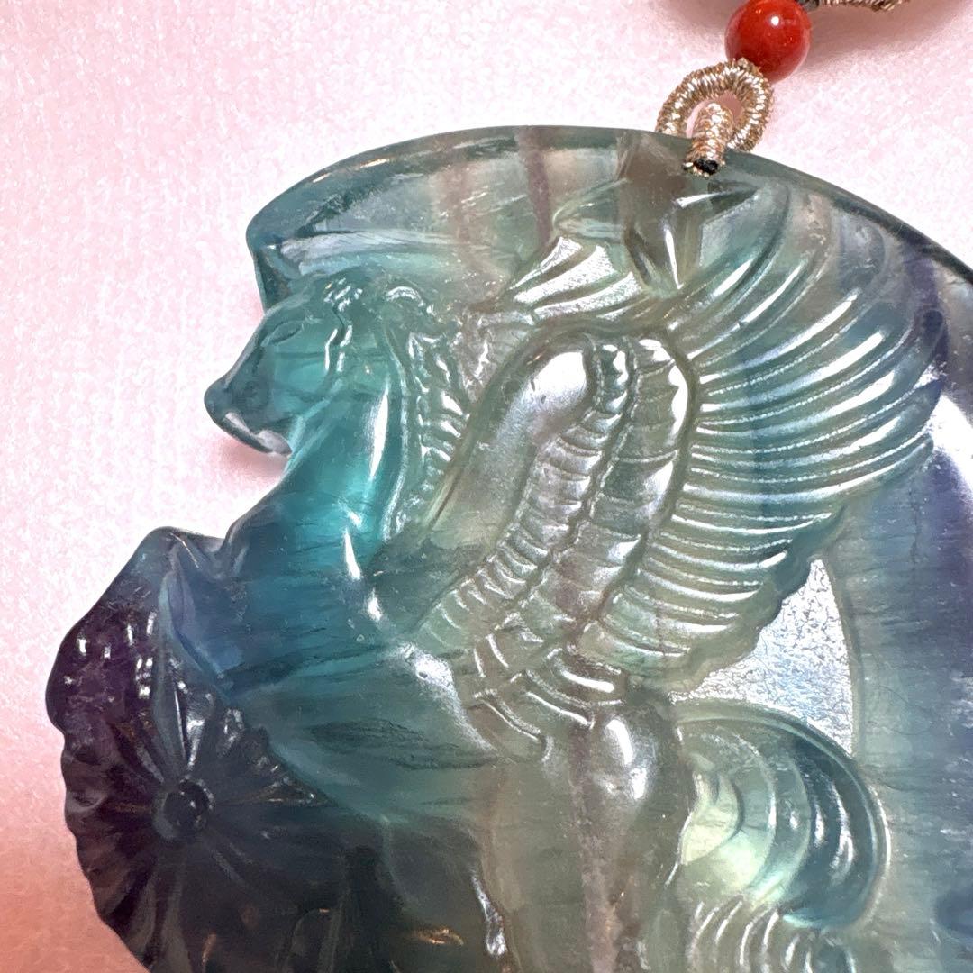 厳選⭐︎天然石　癒しのグリーンフローライト　ペガサス　特別なペンダント　翼　高品質