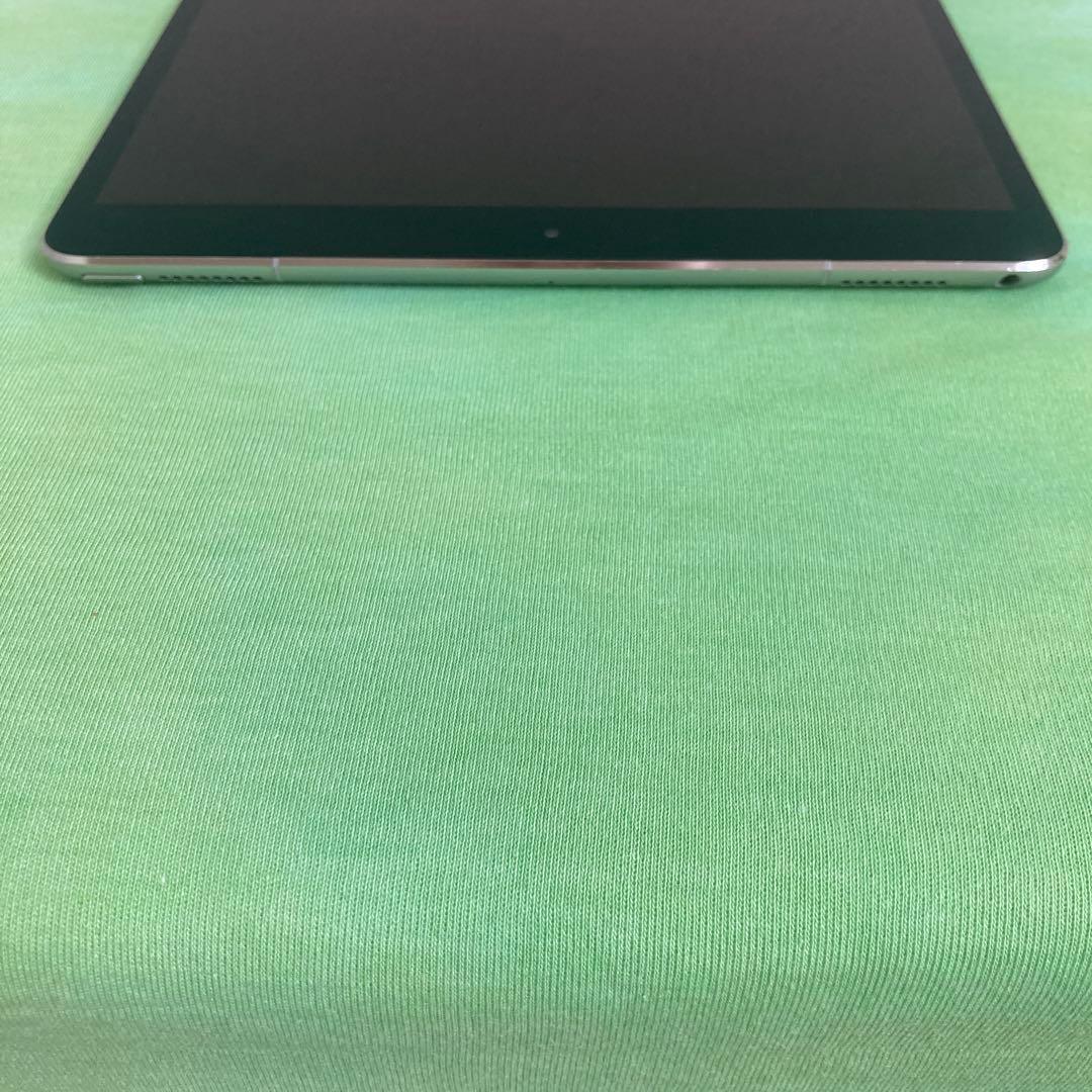 196 電池良好☆iPad Pro 64GB 10.5インチ SIMフリー☆