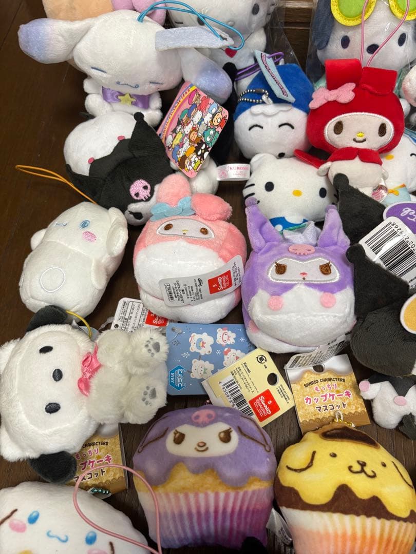 サンリオ　ぬいぐるみ　マスコット　まとめ売り