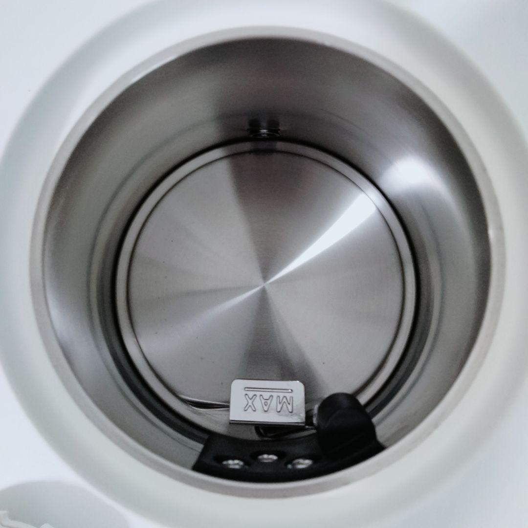 【中古美品】BALMUDA バルミューダ　電気ケトル　ホワイト　白　638