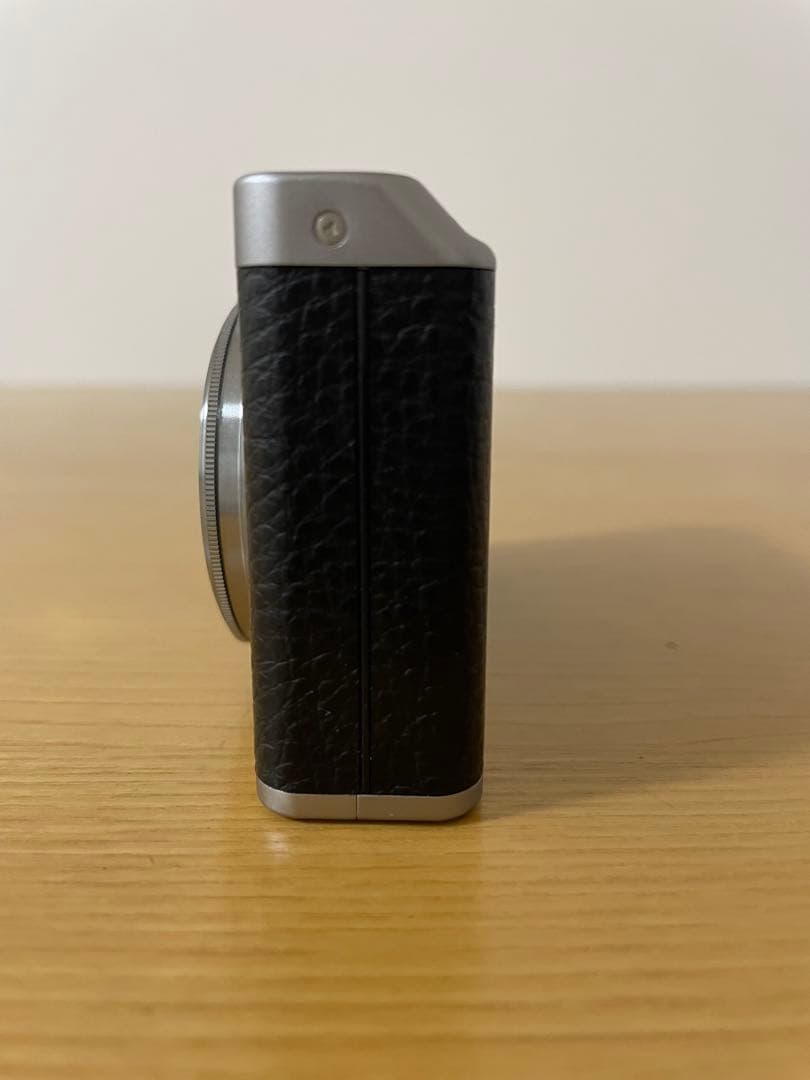 美品 FUJIFILM XF1 ブラック コンパクトデジタルカメラ