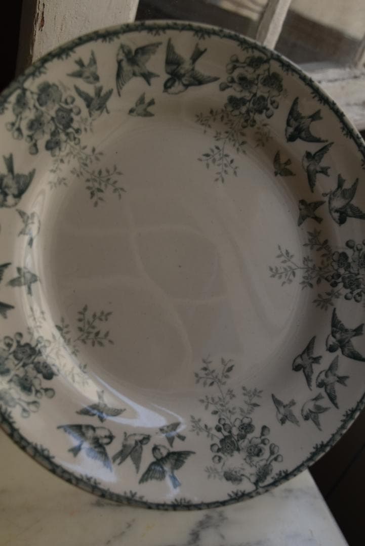 美品　MONTIGNYプレート　 ショワジールロワ　フランスアンティーク