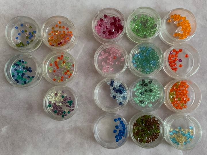 ビーズ各種