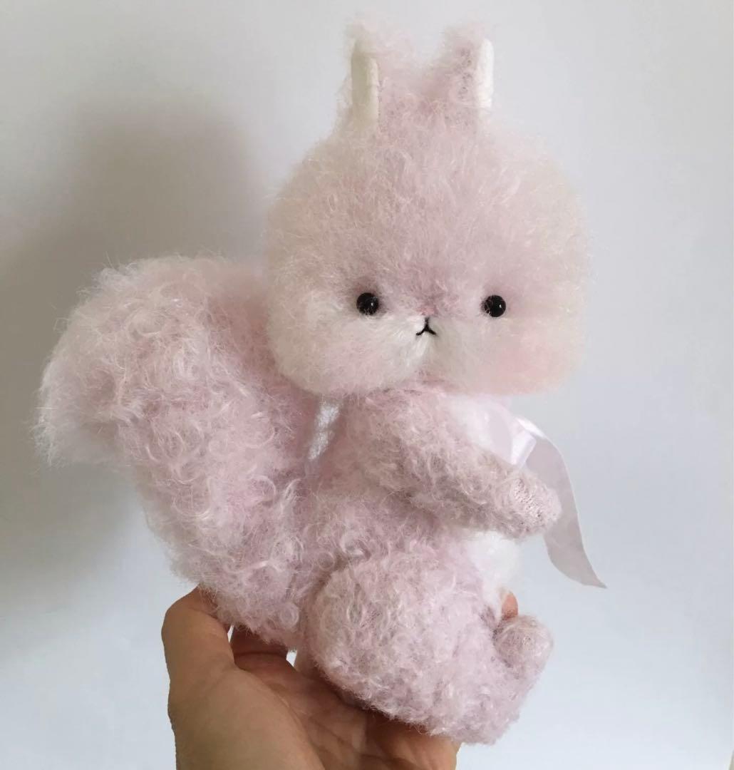 ピンクのモチモチリスちゃん ぬいぐるみ アーティストベア 置物 海外作家様