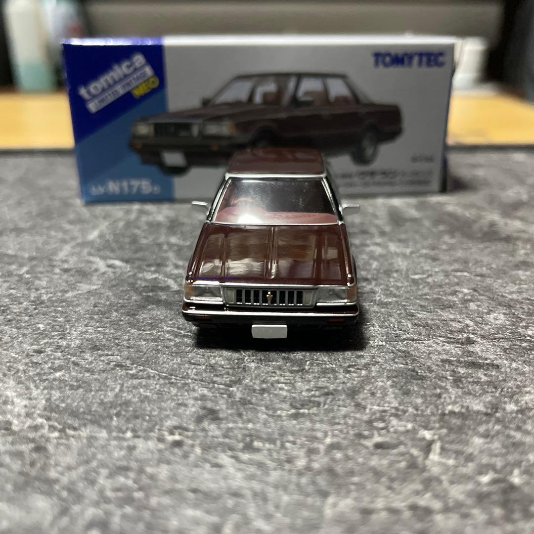 クラウン　トミカリミテッド　ミニカー
