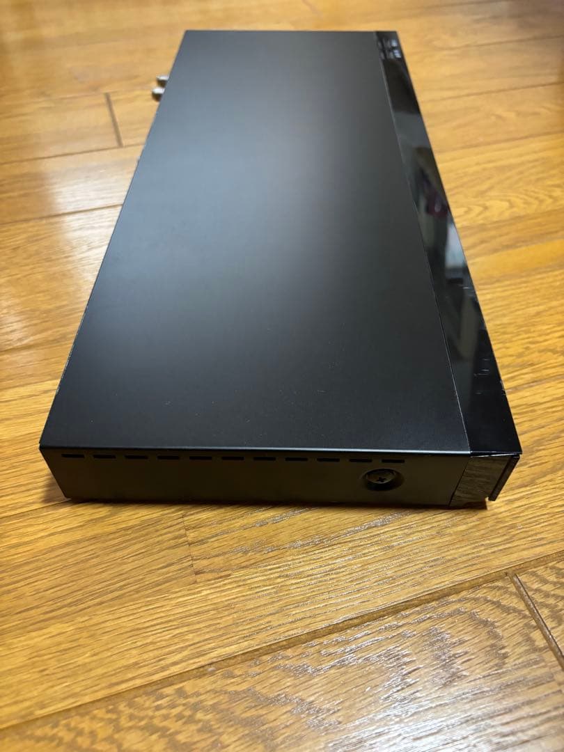 Panasonic DMR-BRW1050　2018年製　ブルーレイレコーダー