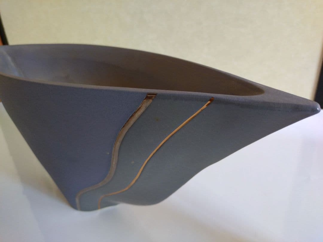 2 小林正明 作　陶器　花器　池坊　華道具　フラワーベース　花瓶 グレー 流線型