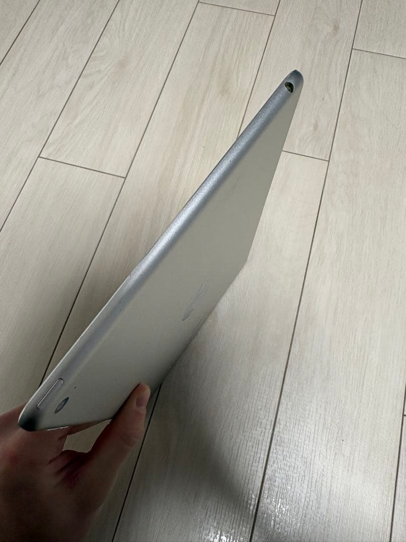 iPad Air2 32GB シルバー
