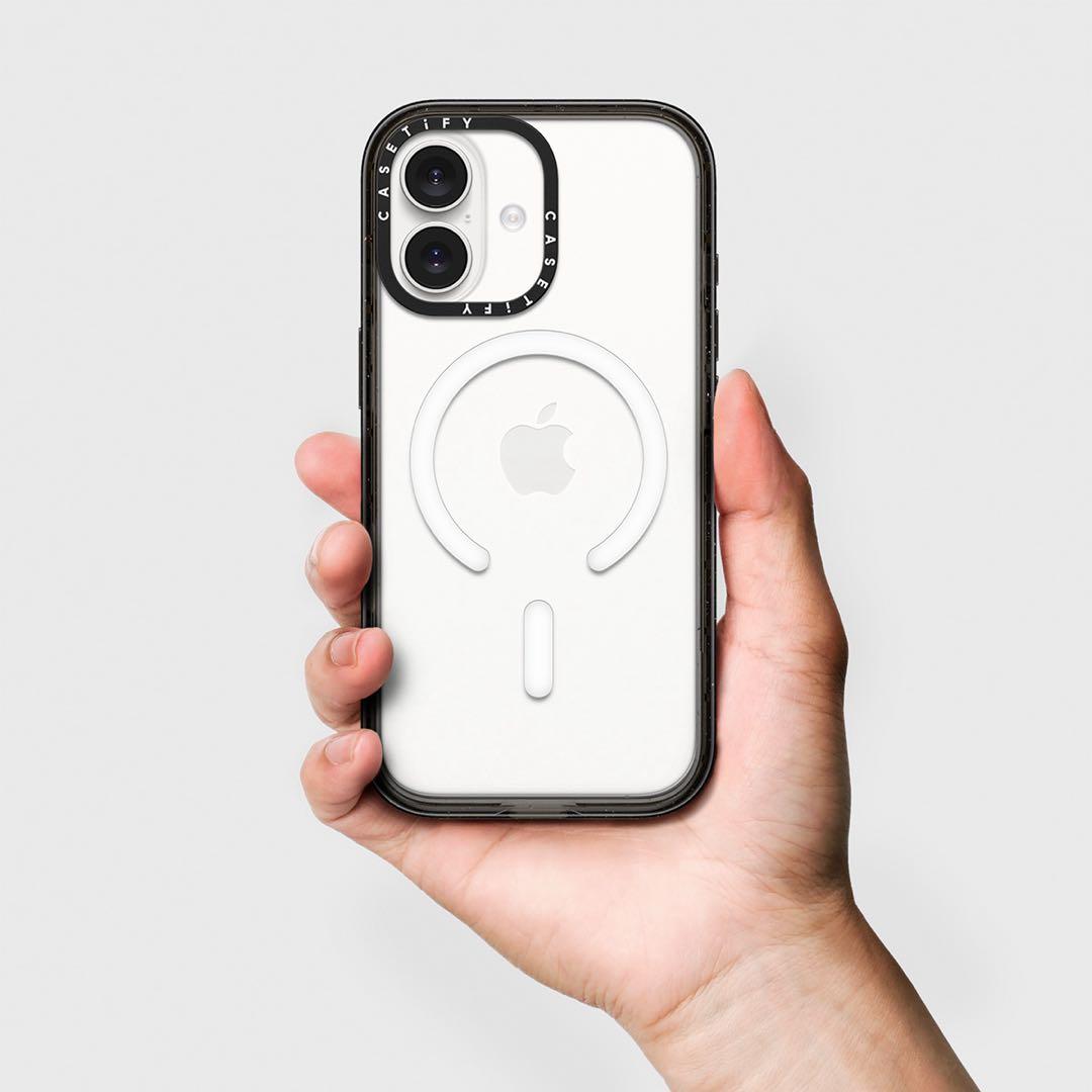 CASETiFY 水色ケース 桜 蝶 iPhone17 MagSafe対応