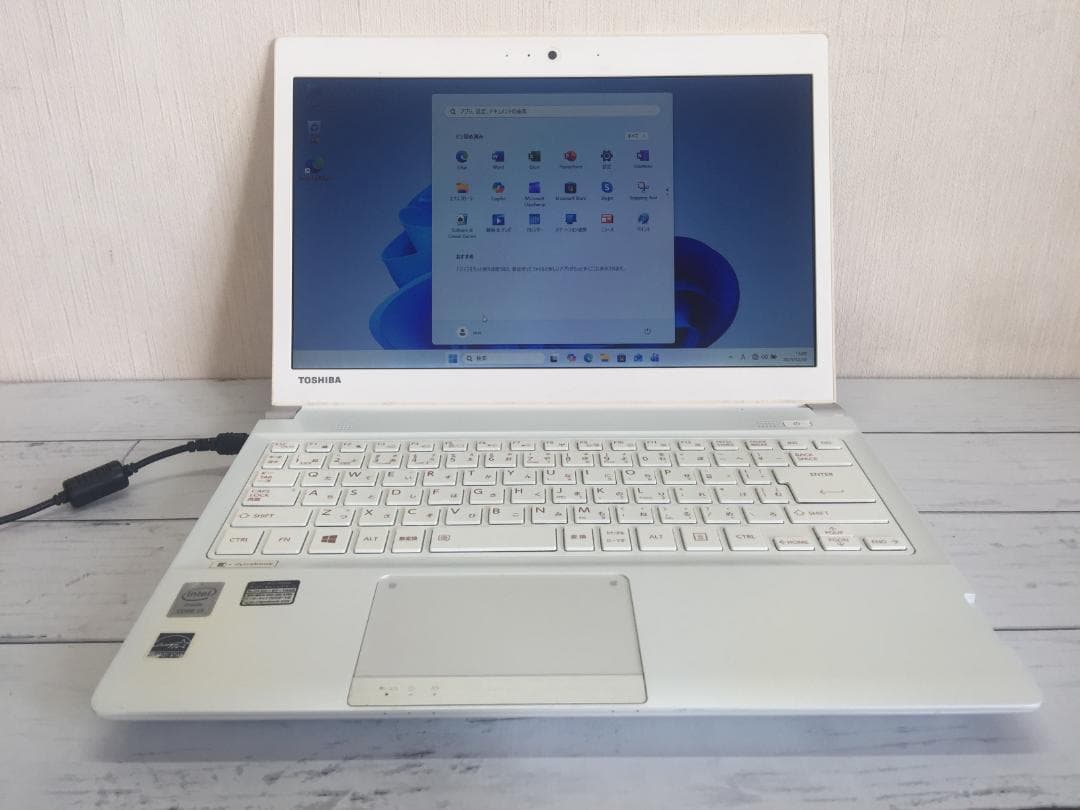 東芝 dynabook R73 13.3型/320G/Office/win11