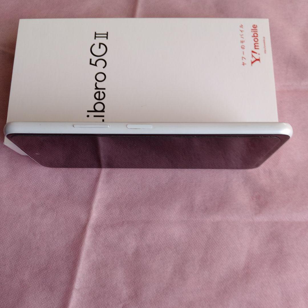 Libero 5G ll A103ZT スマホケース付き