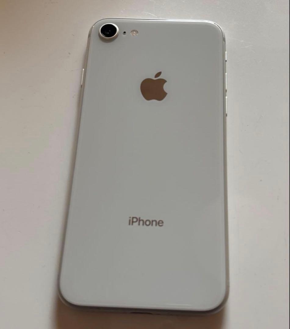 Apple iPhone 8 64GB ホワイト