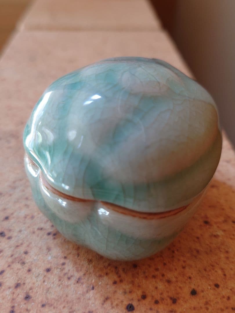 申相浩　シン・サンホ　青磁 瓜形香合 大英博物館収蔵作家 韓国現代陶芸　 陶印