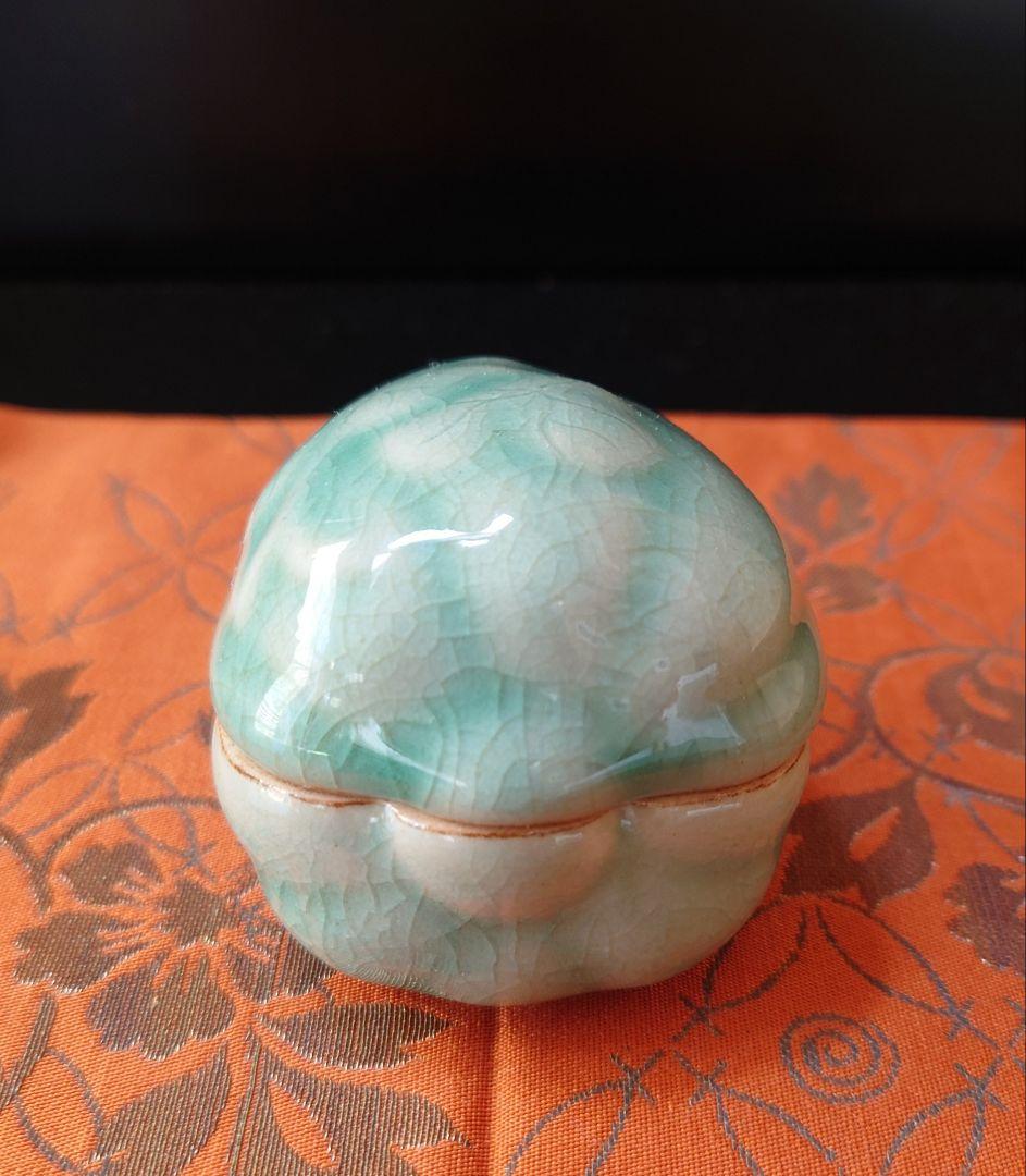 申相浩　シン・サンホ　青磁 瓜形香合 大英博物館収蔵作家 韓国現代陶芸　 陶印