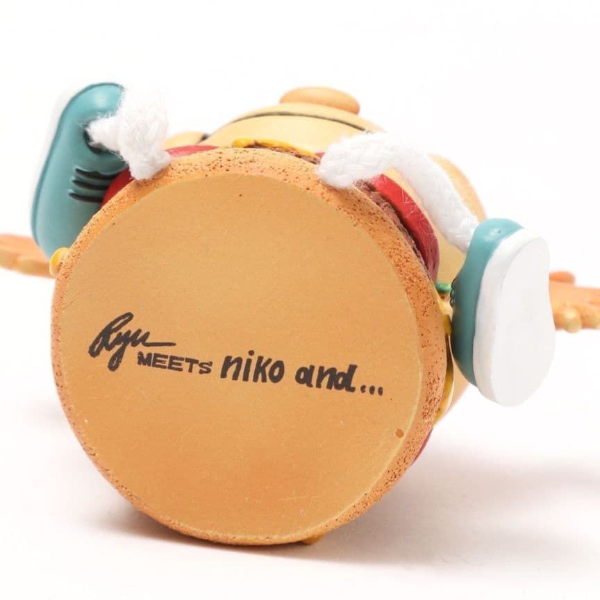 ニコアンド【RYU AMBE 】おすわりオブジェ　ハンバーガー　ピクルス