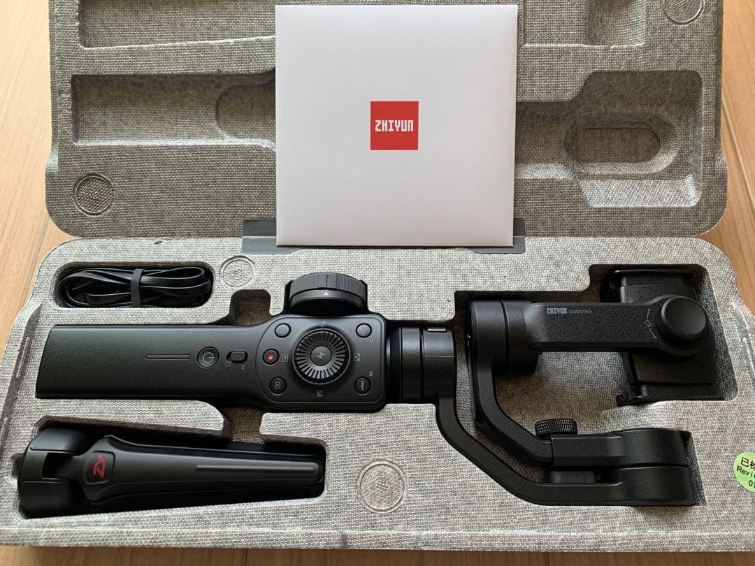 【美品】ZHIYUN SMOOTH ４　ケース付
