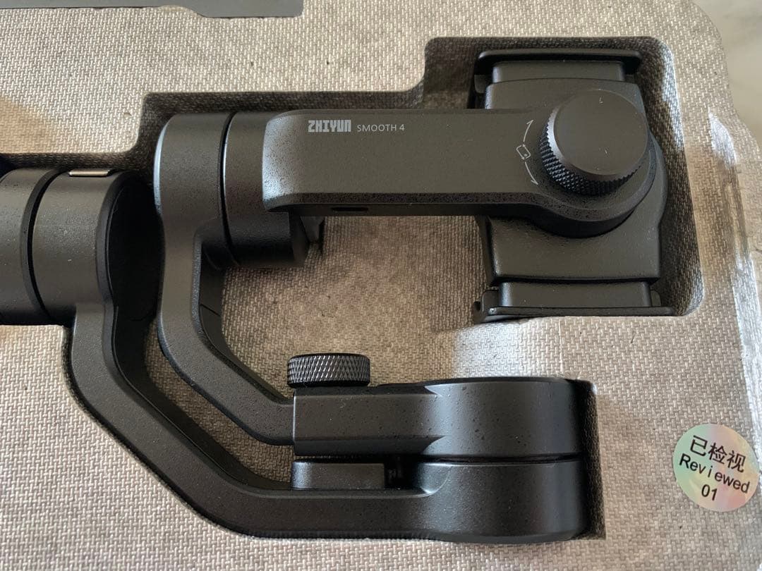 【美品】ZHIYUN SMOOTH ４　ケース付