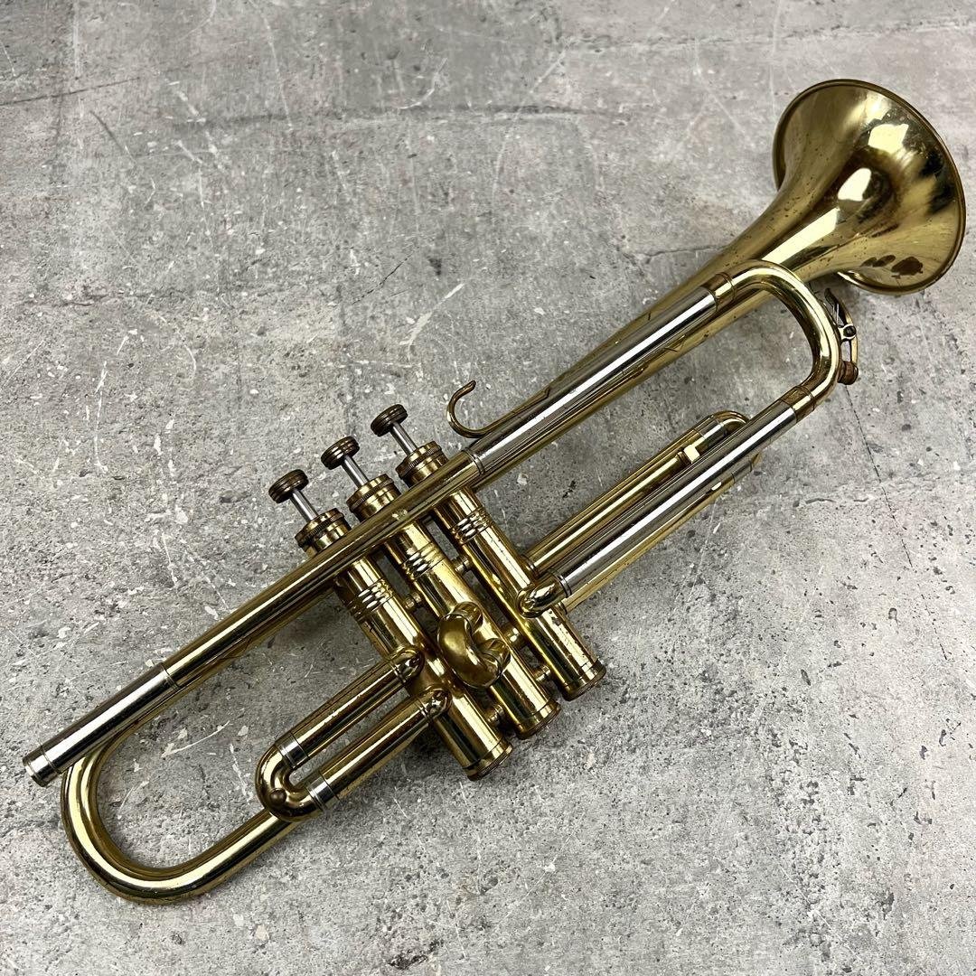 HUTTL トランペット ドイツ製 管楽器 ゴールドラッカー マウスピース付き