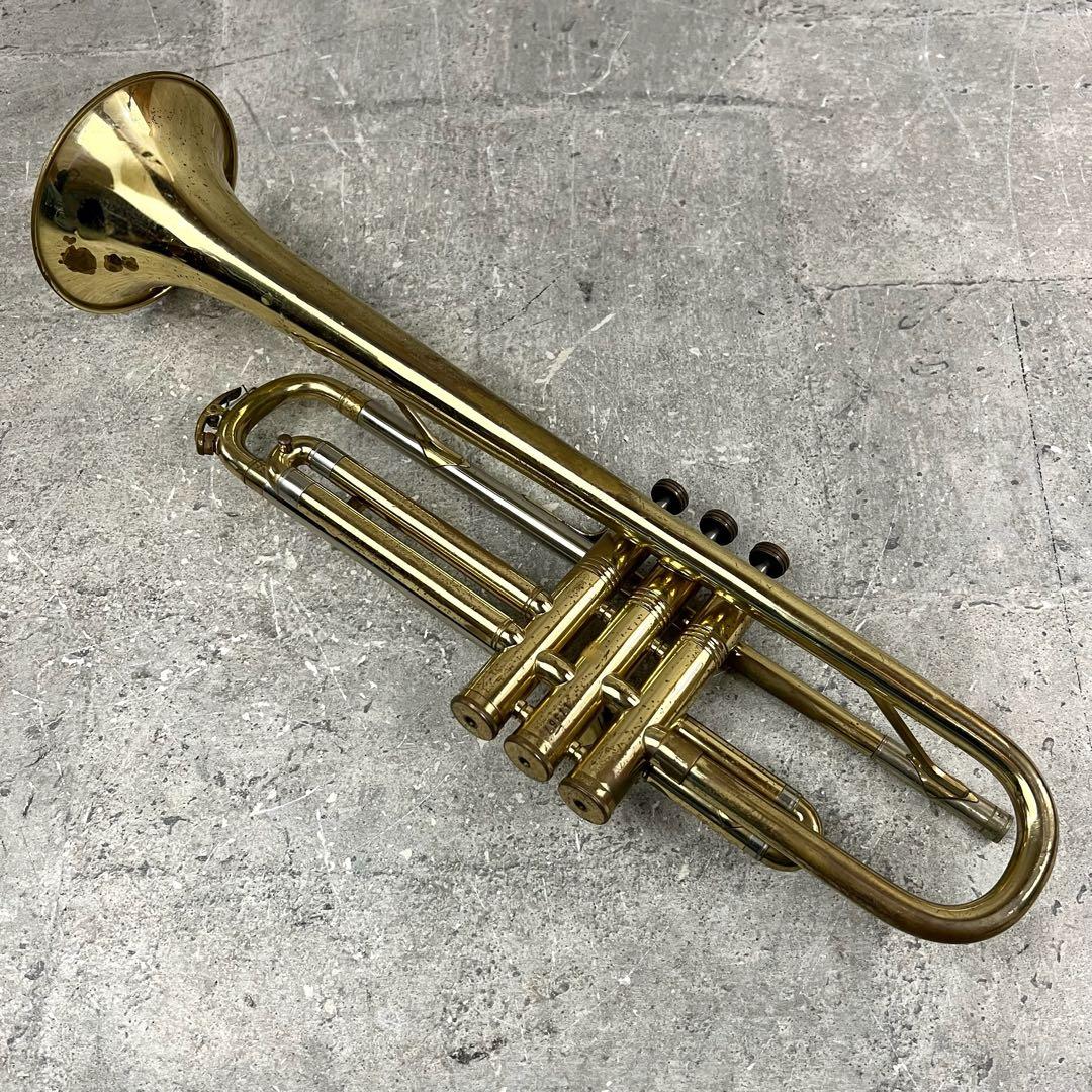 HUTTL トランペット ドイツ製 管楽器 ゴールドラッカー マウスピース付き