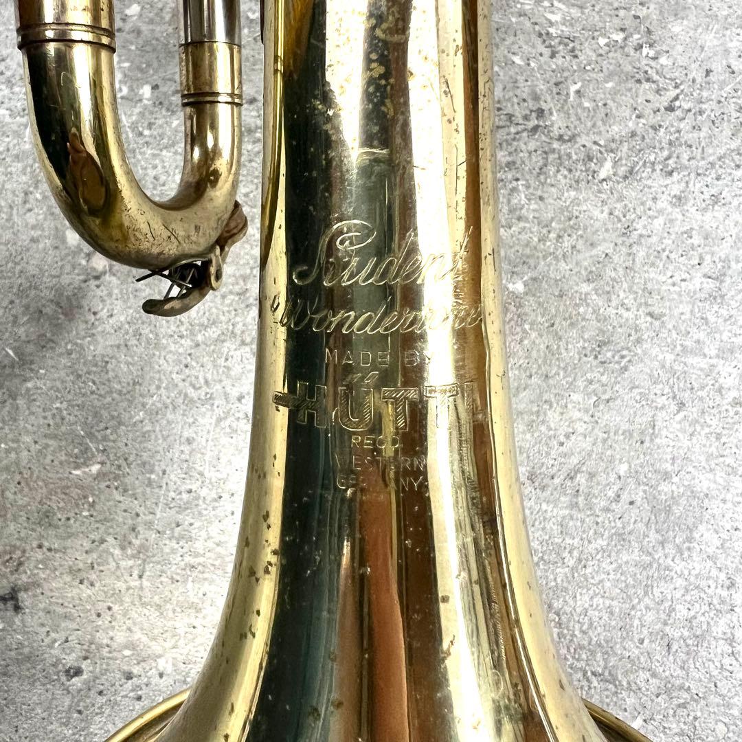 HUTTL トランペット ドイツ製 管楽器 ゴールドラッカー マウスピース付き